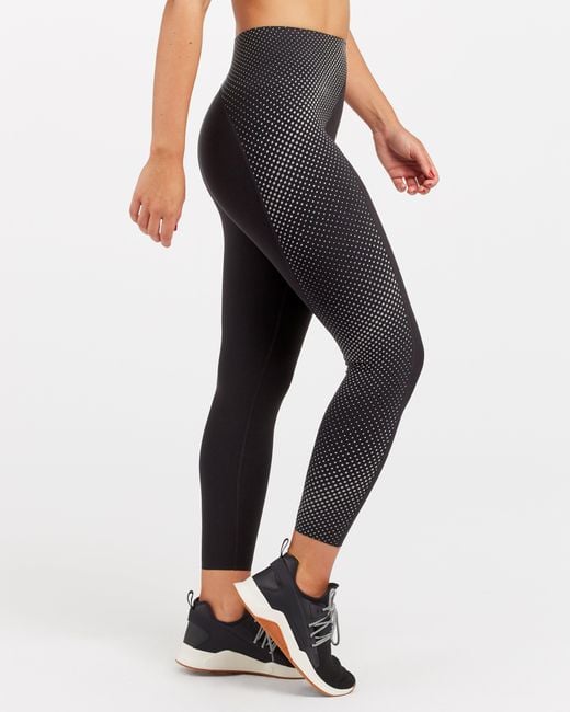 Spanx Every.wear Reflective 7/8 Leggings in Black Lyst