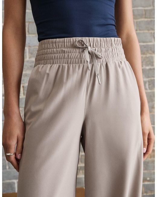 Spanx White Smooth On The Move Wide Leg Pants
