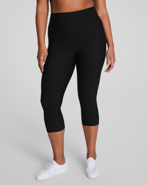 Spanx Black Smooth Onform Cropped Leggings, 19"