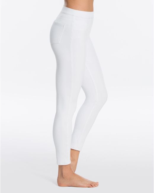 white cropped leggings