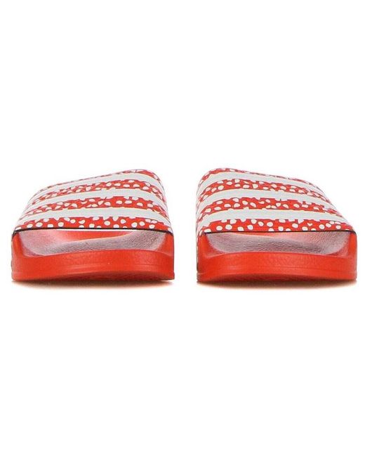Chaussons W Adilette Cloudcloud Adidas en coloris Red