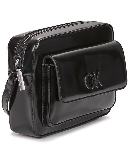 Calvin Klein Black Umhängetasche Re-Lock Camera Bag_Shiny