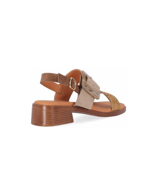 Chaussures escarpins BINKA 07 CHIKA10 en coloris Brown