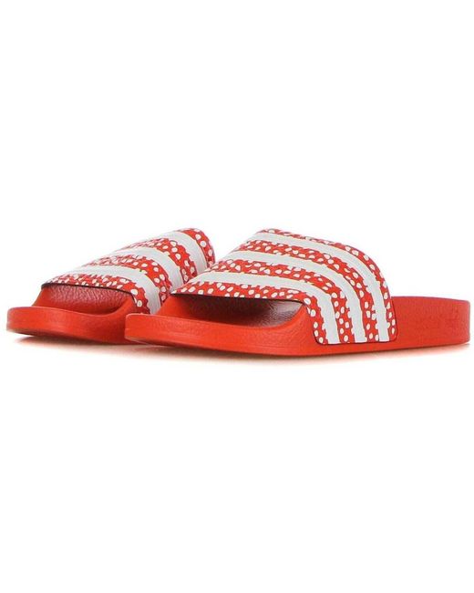 Chaussons W Adilette Cloudcloud Adidas en coloris Red