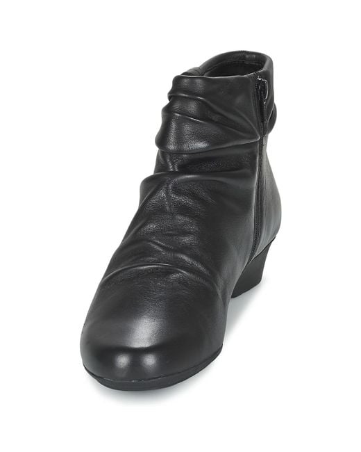 clarks matron ella boots