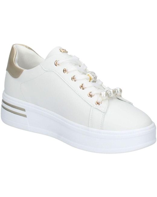 Baskets basses Inblu en coloris White