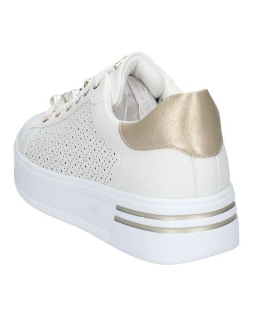 Baskets basses Inblu en coloris White