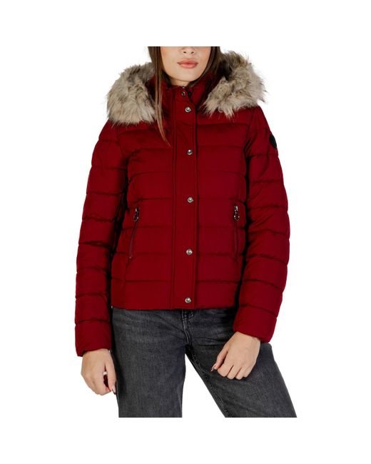 Doudounes ONLNEWLUNA QUILTED JACKET CC OTW 15304778 ONLY en coloris Red