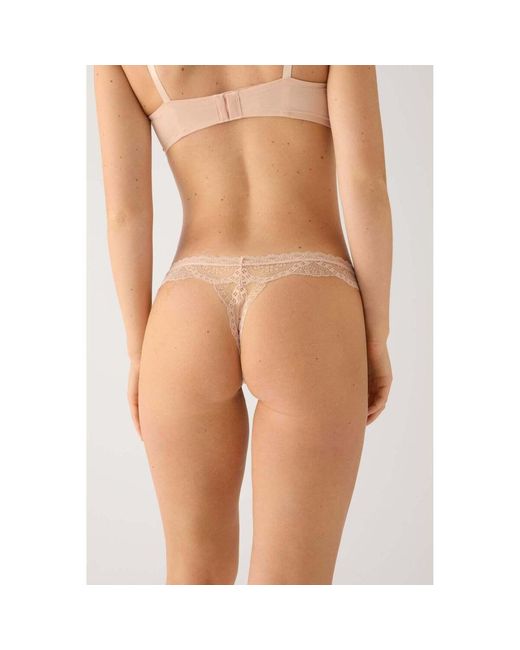 Culottes & Slips String Dentelle Nude Ysabel Mora en coloris Brown