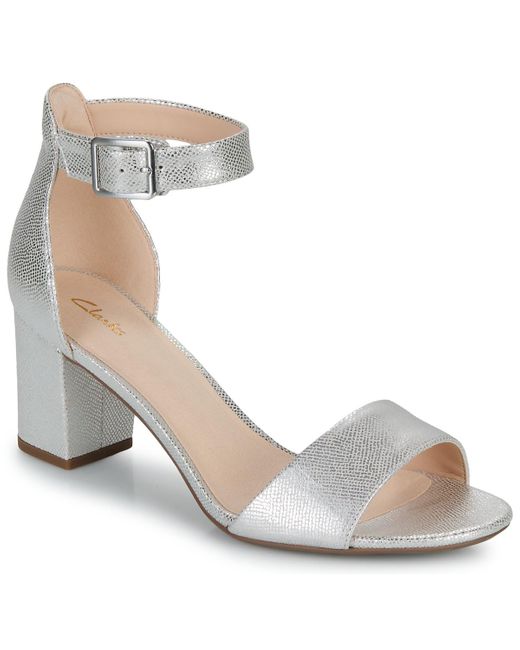 Clarks Metallic Sandalen Deva Mae