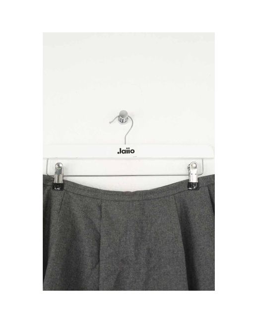 Jupes Mini jupe en laine grise Tara Jarmon en coloris Gray