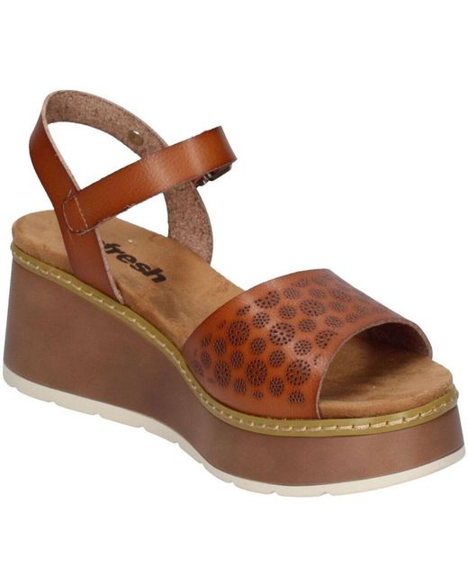 Sandales compensées Refresh en coloris Brown