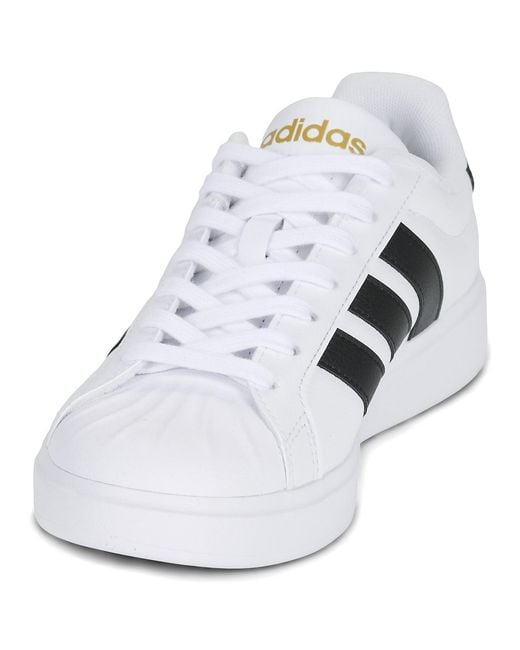 Adidas White Sneaker Streettalk