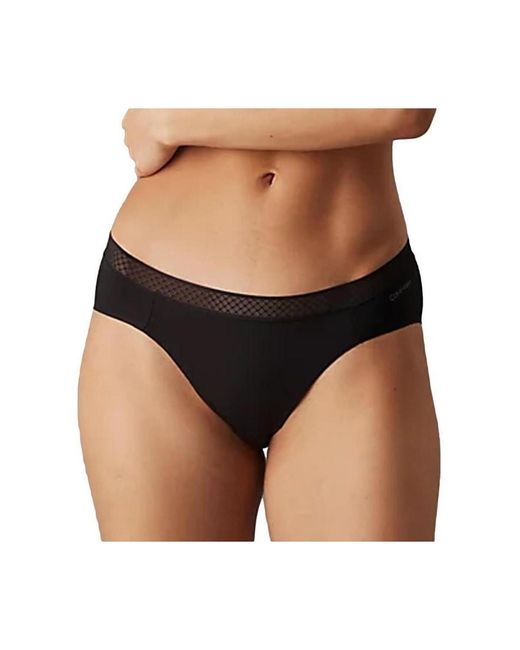 Strings 000Qf6308E Calvin Klein en coloris Black