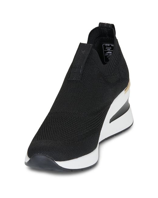 Baskets Basses 145100 Xti en coloris Black
