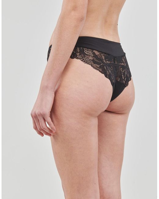 Dim Slips Generous Essentiel in het Black