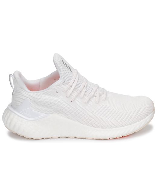 lage adidas sneakers