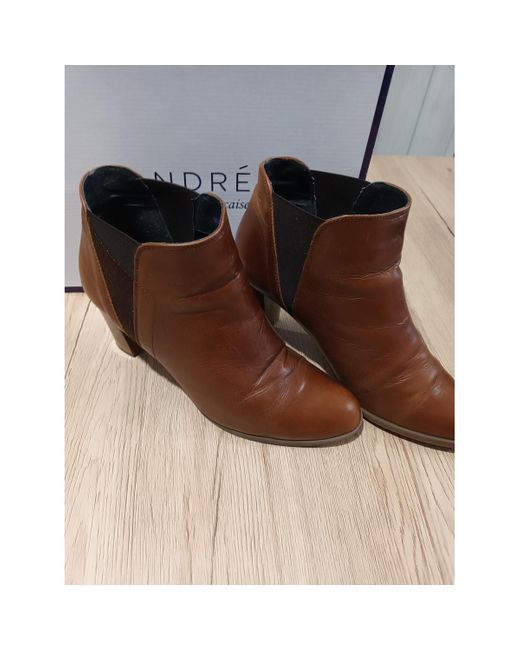 Bottines Bottines André en coloris Brown