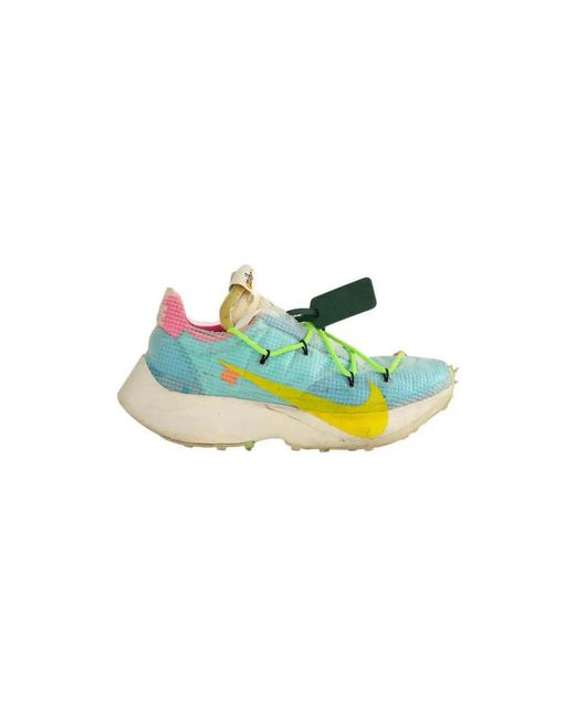 Baskets Basses Baskets Bleues Nike en coloris Green