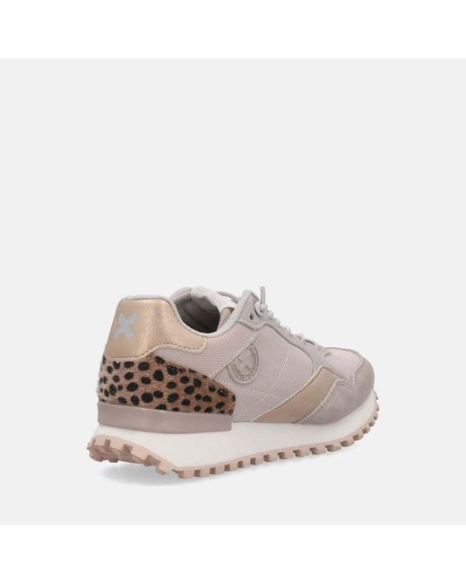 Baskets basses SNEAKERS Xti en coloris Gray