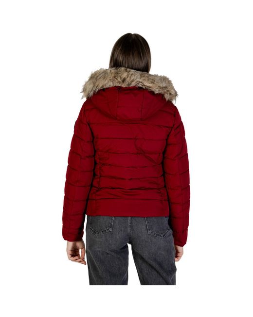 Doudounes ONLNEWLUNA QUILTED JACKET CC OTW 15304778 ONLY en coloris Red