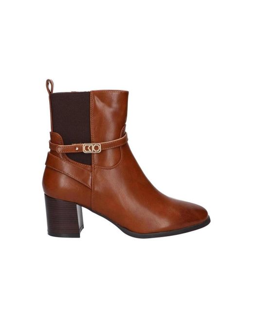 Bottes CAYETANA 03 CHIKA10 en coloris Brown