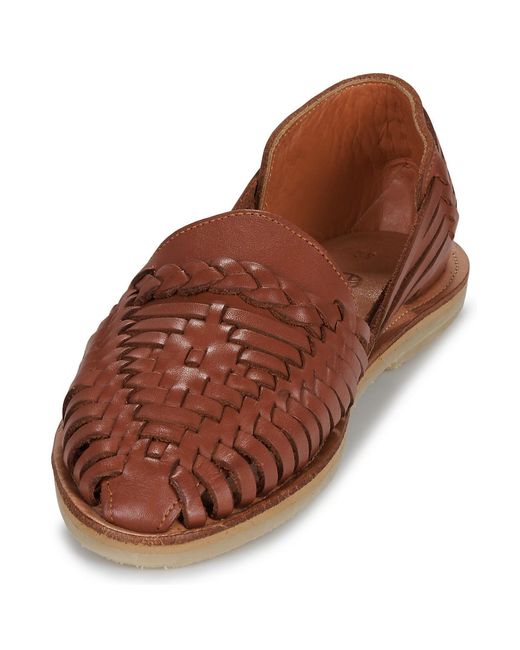 MAPACHE Brown Flache Sandalen Alegre