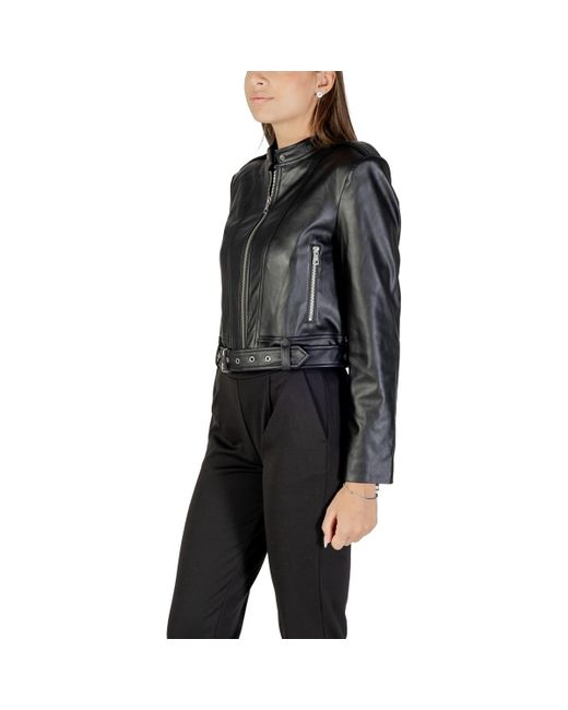 Veste ONLSADIE FAUX LEATHER JACKET CC OTW 15349077 ONLY en coloris Black