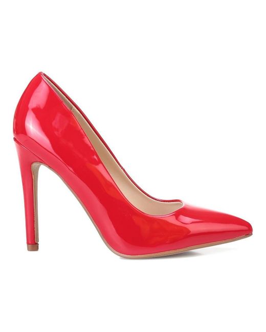chaussures rouge vernis