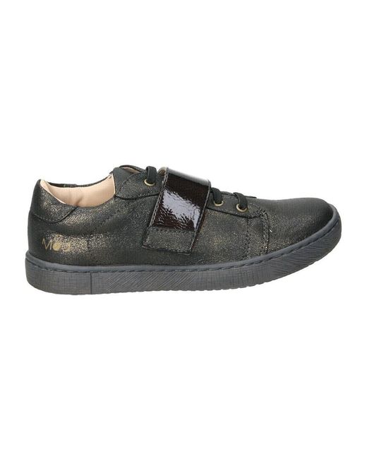 Baskets basses 90802 MOD8 en coloris Black