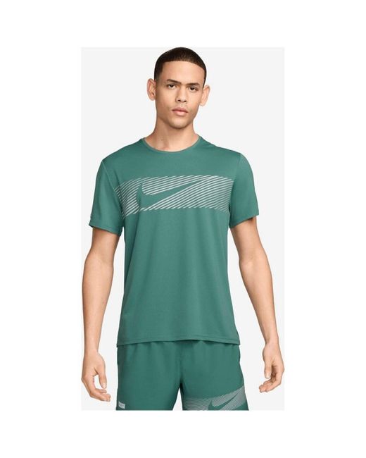 T-shirt Nike pour homme en coloris Green