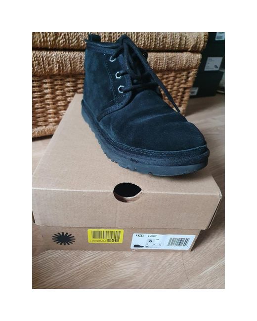 Bottines Chaussures Ugg en coloris Blue