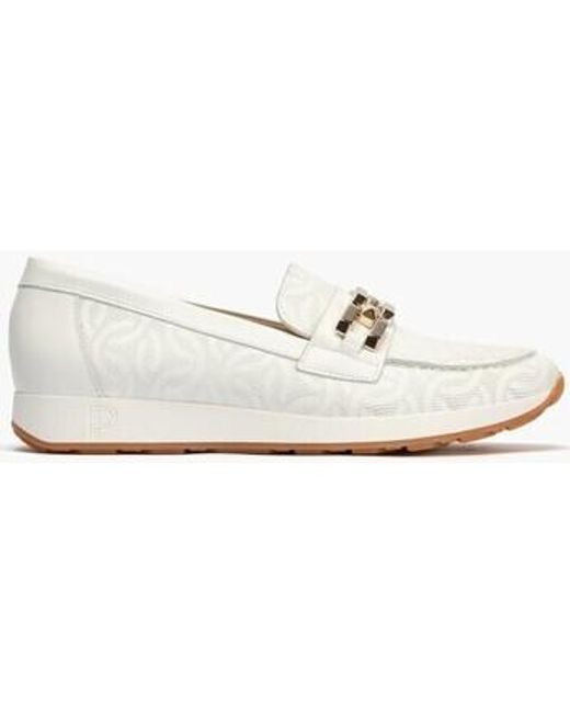 Chaussures escarpins Mocasines de mujer con adorno cadena metálica BLANCO Pitillos en coloris White