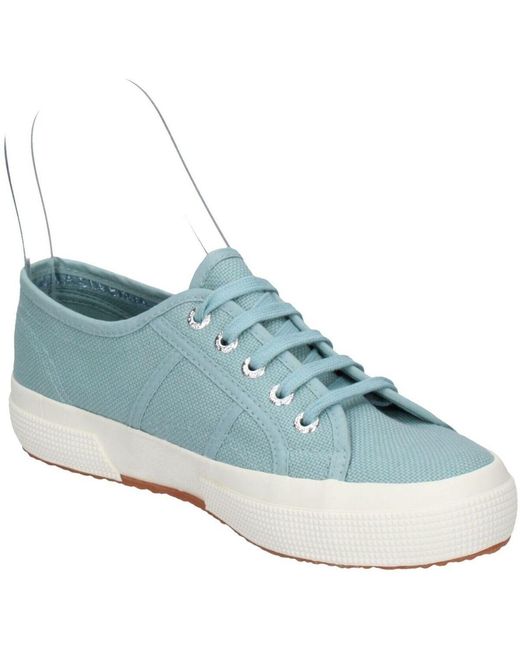 Baskets basses Superga en coloris Blue