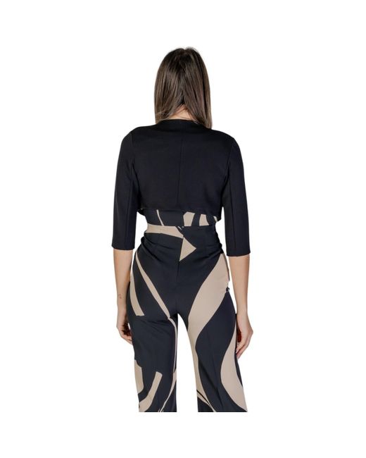 Veste CFC0122427003 Rinascimento en coloris Black