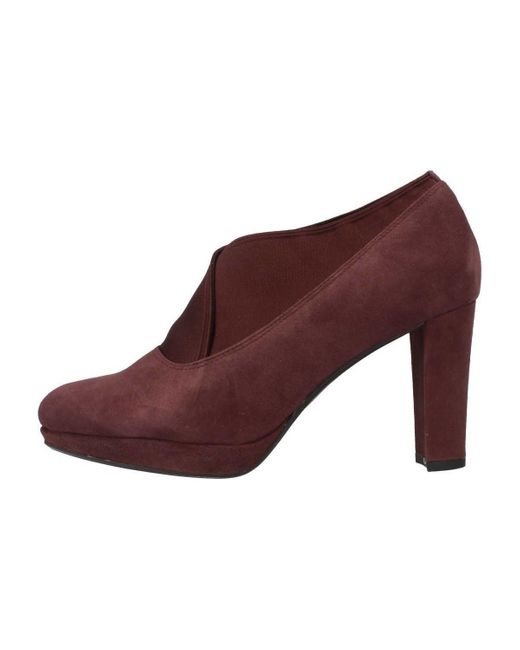 clarks women's court shoes