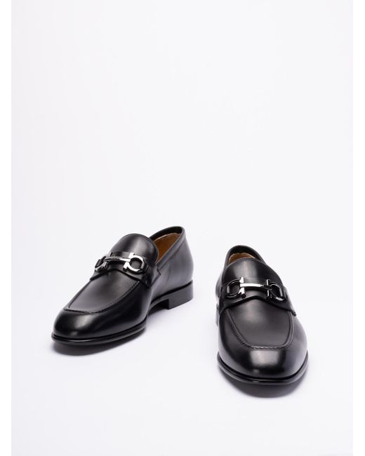 `Foster` Loafers di Ferragamo in Black da Uomo