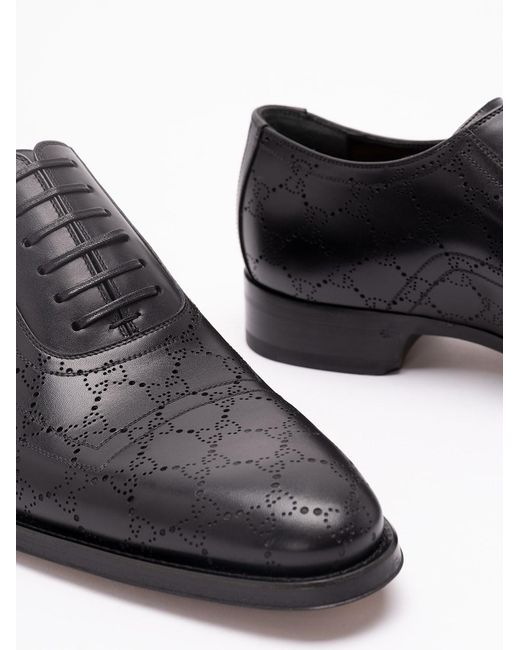 Gucci White Lace-Up Shoes for men