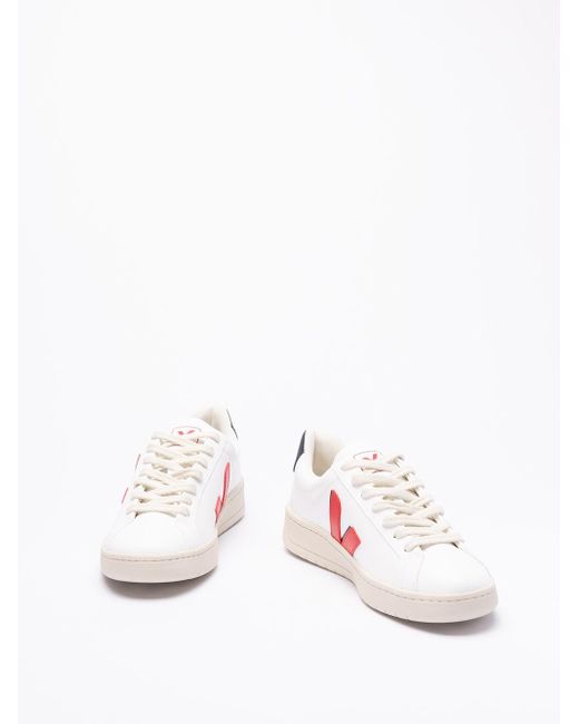`Urca Cwl` Sneakers di Veja in White
