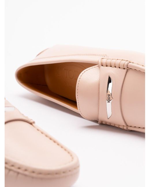 'Gommino' Loafers di Tod's in Pink
