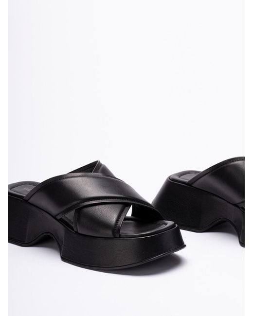 Vic Matié Black `Travel` Sandals