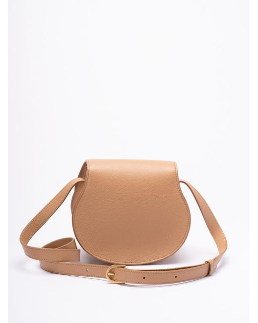 `Marcie` Small Saddle Bag di Chloé in Natural