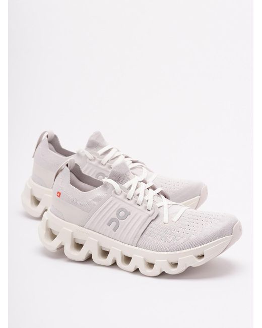 On Shoes White 'Cloudswift 4' Sneakers