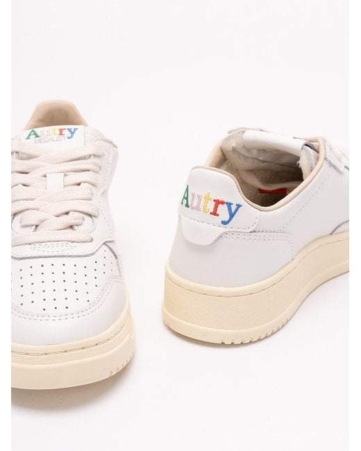 Autry White 'Medalist' Low Sneakers
