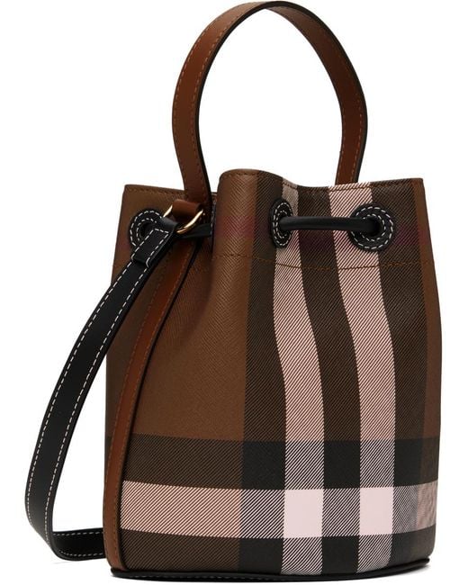 Mini sac seau brun à monogramme tb Burberry en coloris Brown