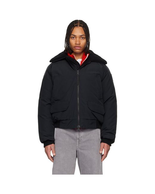 Canada Goose Black Chilliwack Aviator Bomber Down Jacket for men