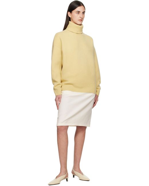 Col Roulé Jaune En Tricot Double Face Totême  en coloris Orange