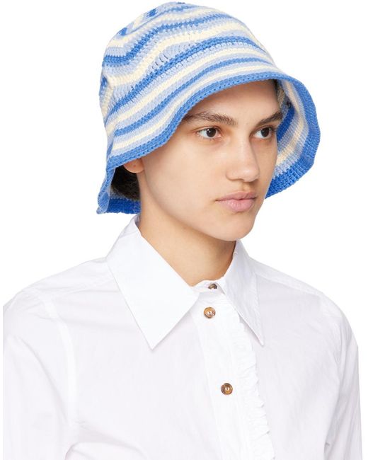 Chapeau bob bleu et blanc cassé à logo brodé Ganni en coloris White