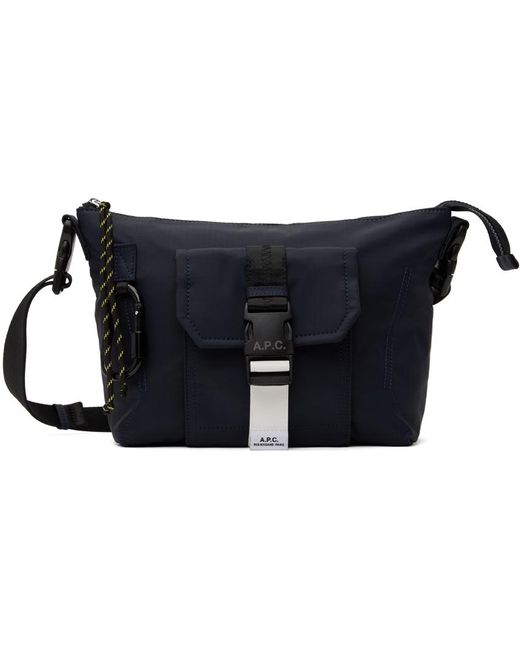 【関税込み】A.P.C. ネイビー Trek サッチェルバッグ メンズ A.P.C. ネイビー Trek サッチェルバッグ ブラック | Lyst