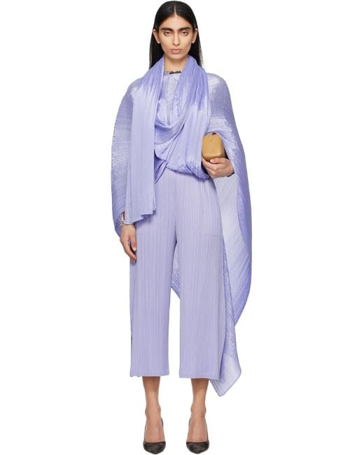 Pleats Please Issey Miyake Madame-T February Stole in Blue